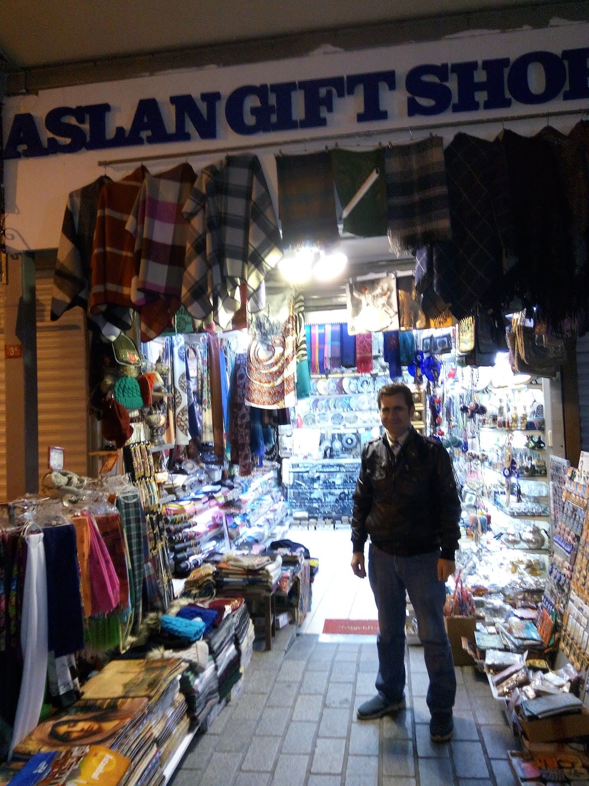ASLAN GİFT SHOP