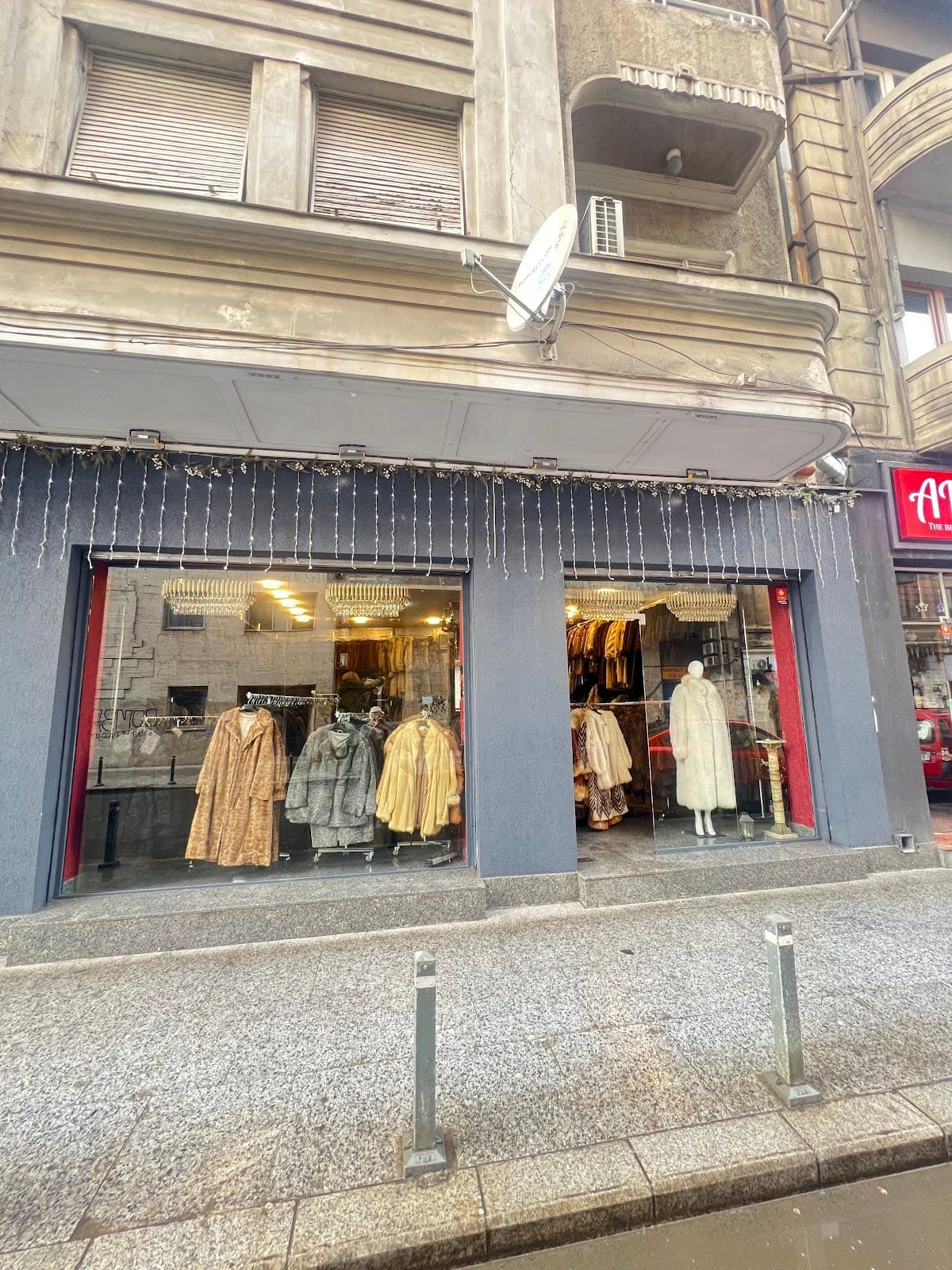 Bucharest Vintage Shop