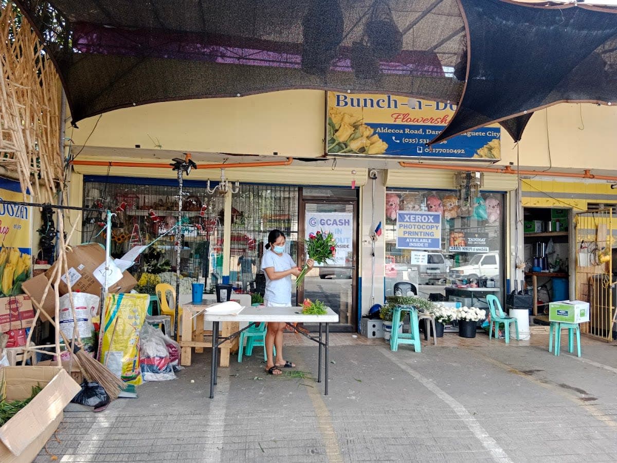 Bunch-n-Dozen Flower Shop