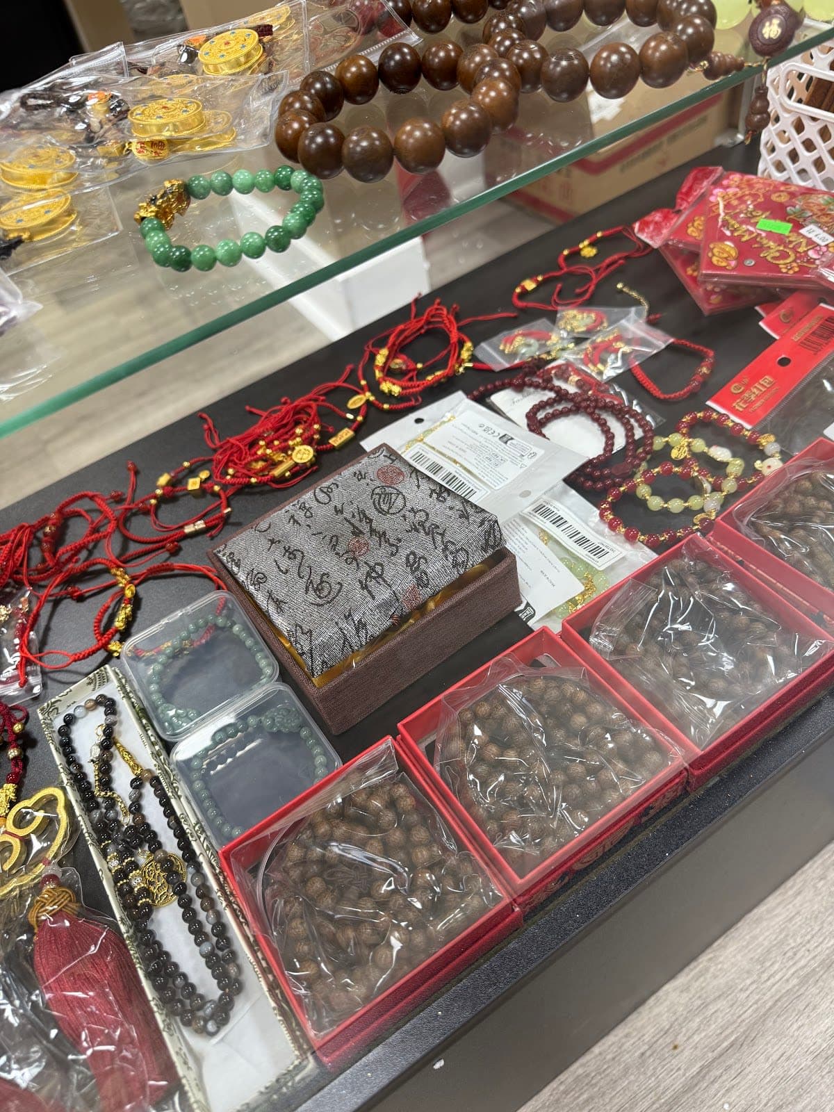 Lucky Gift Shop