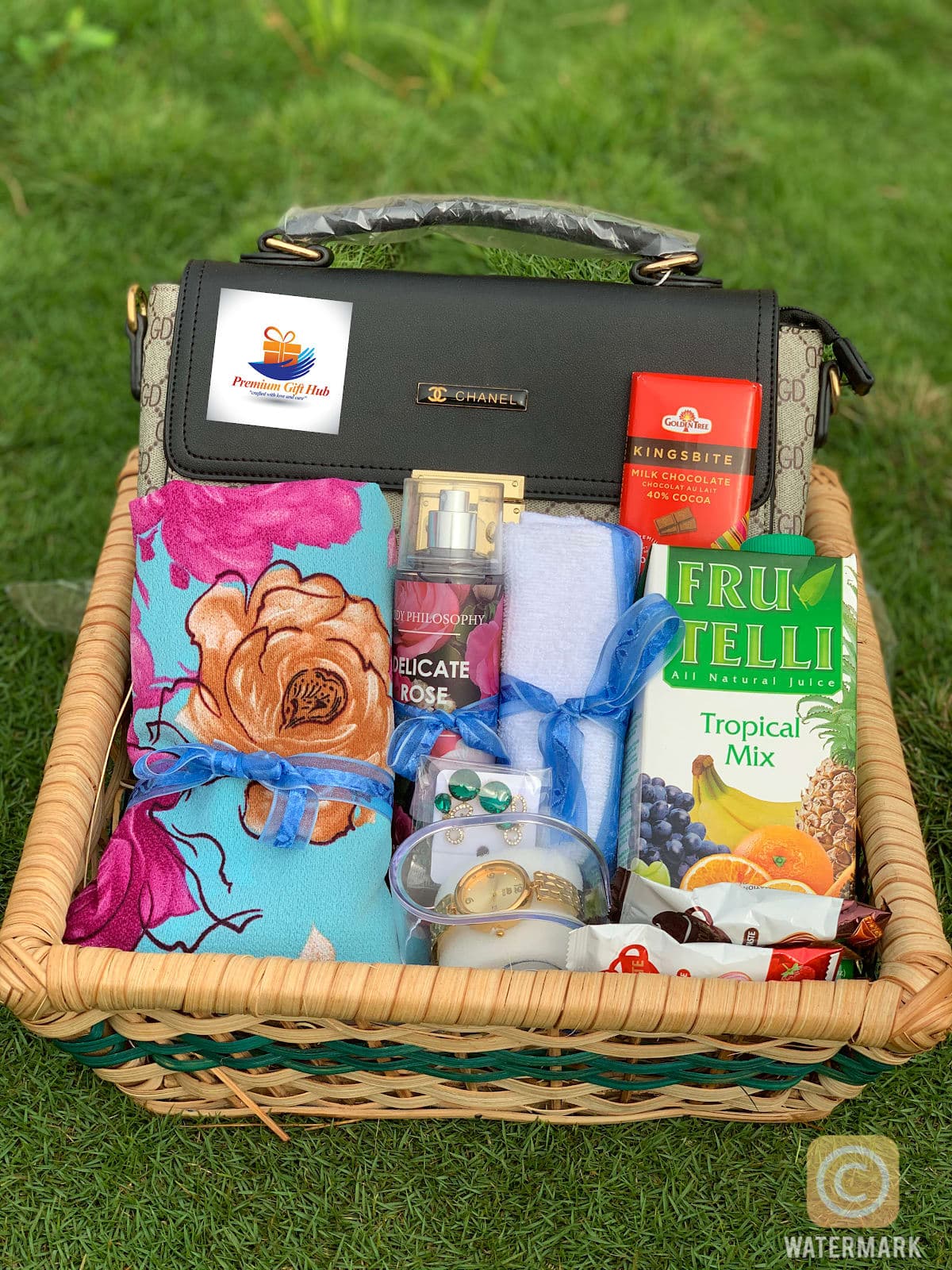 Premium Gift Hub