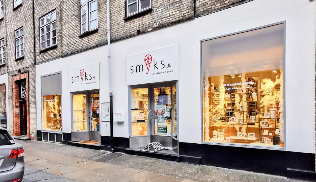 Smyks beading store