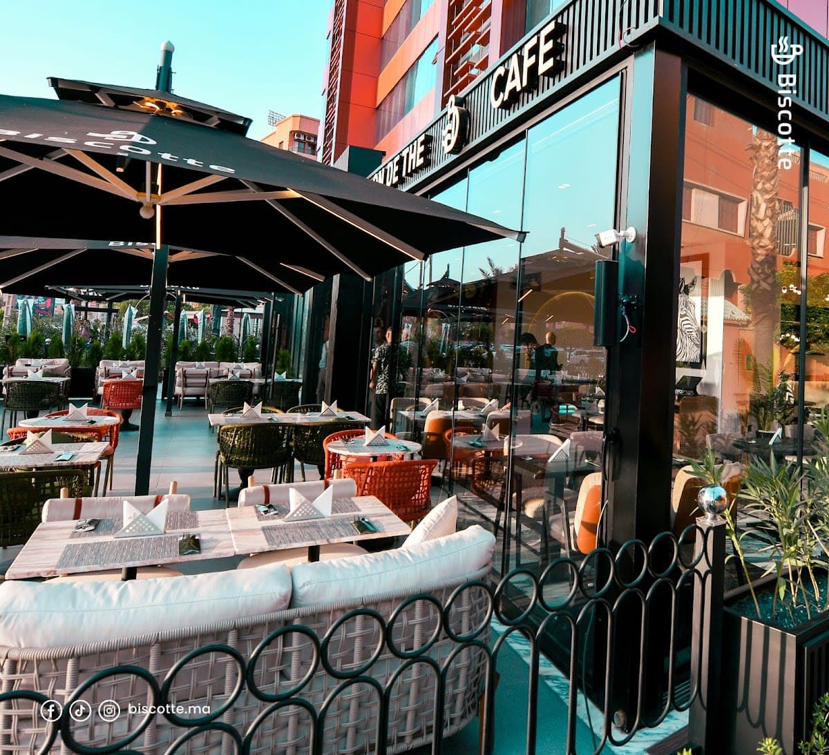 Biscotte Marrakech – Brunch, Moroccan Breakfast & Bakery : Restaurant - Petit-déjeuner - Trompe l’œil