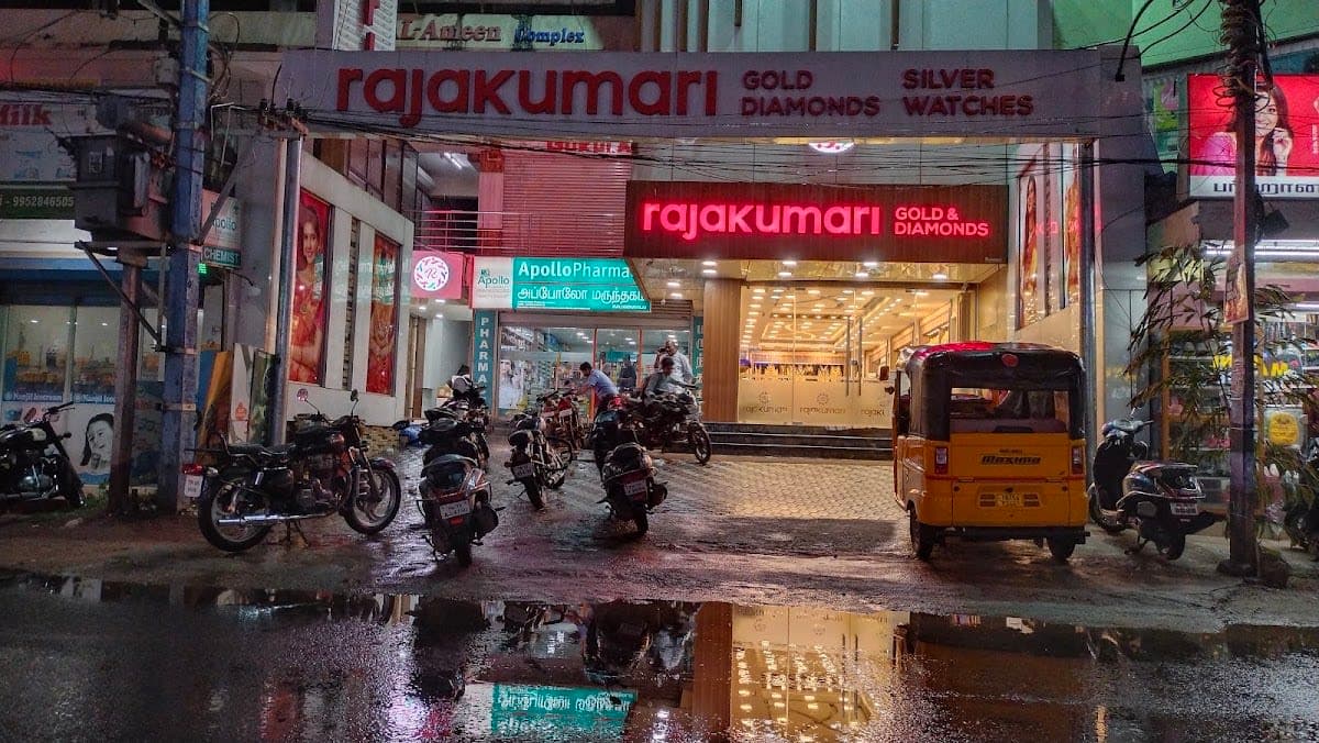 Rajakumari Gold & Diamonds Kaliyakkavilai